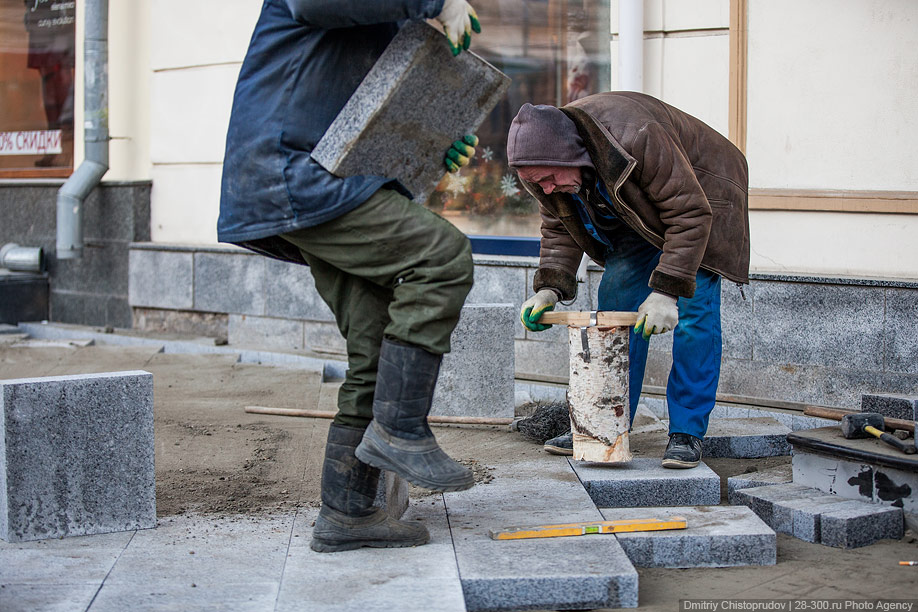 Критикуем новую плитку в центре Москвы 