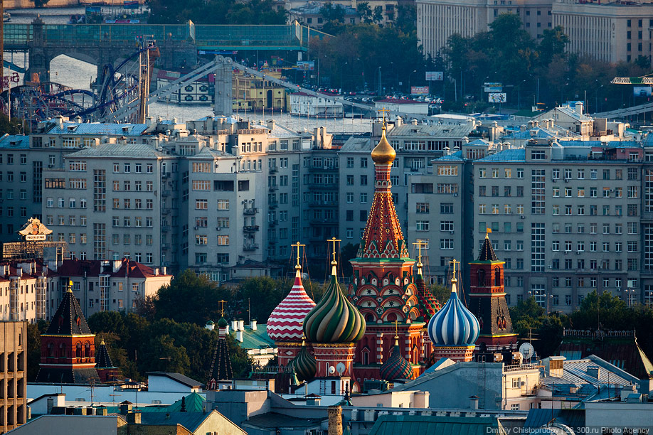 Домников.